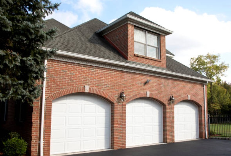 Expert Garage Door Repair Technicians in Ventura, CA